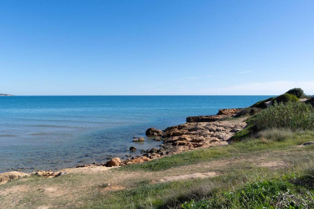Privilegiado-Tarragona-50Mplaya-Wifi-Pool-Relax8 Kültér fotó